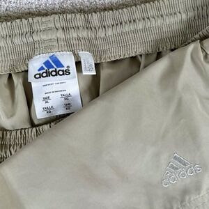 Vintage Y2K Adidas Mens XL Beige 7" Unlined Lightweight Windbreaker Track Shorts